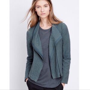 Vince Cypress Scuba Frise Asymmetrical Zipper Jacket size XS moto chic stretchy